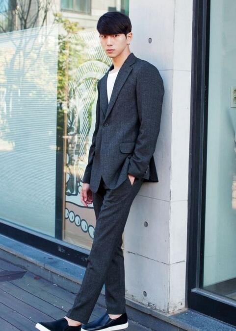 �ɶ���װ����